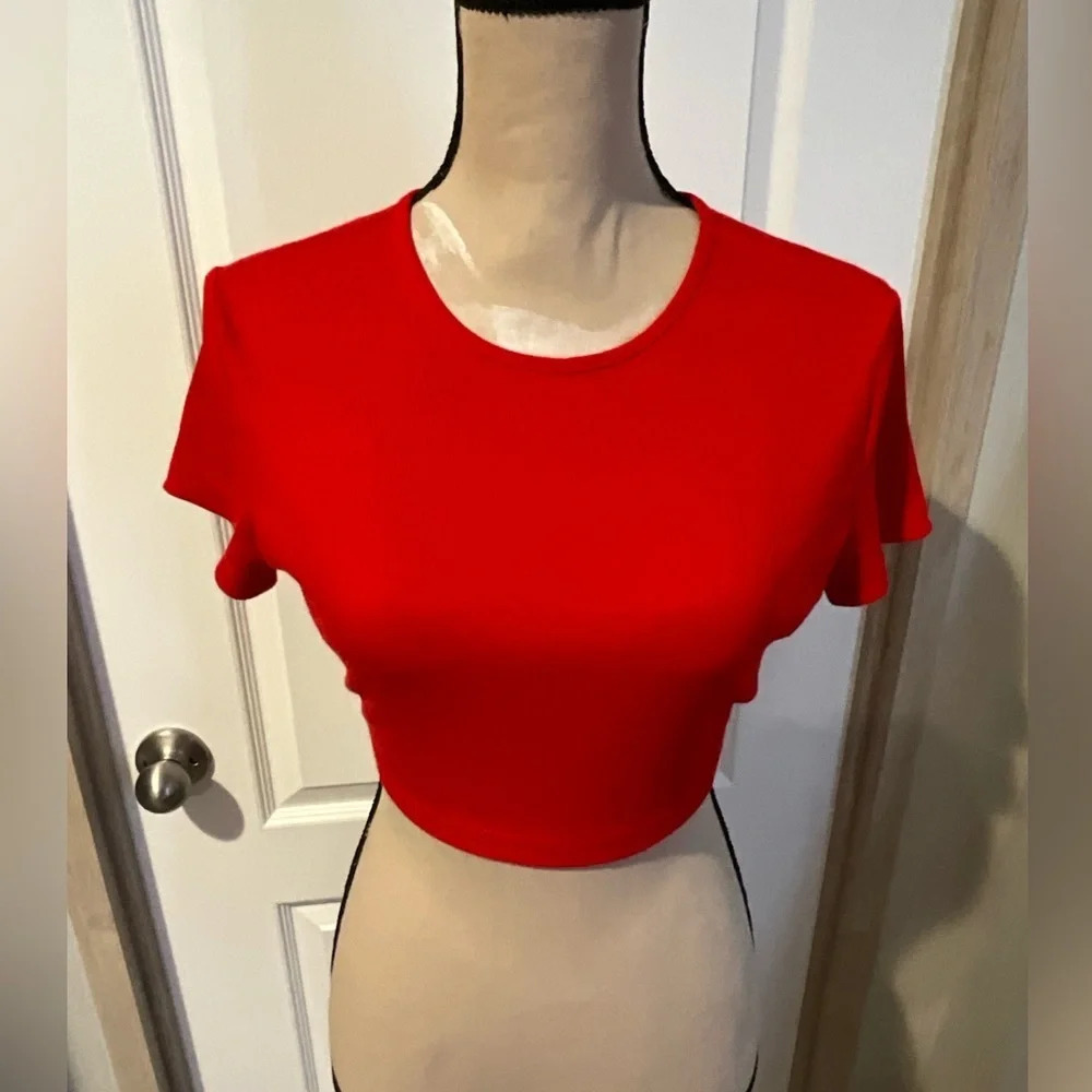 SHEIN red crop top size M juniors